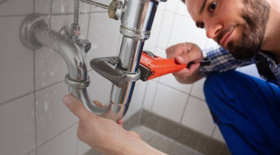 Expert burst pipe repair services in Dodson, LA